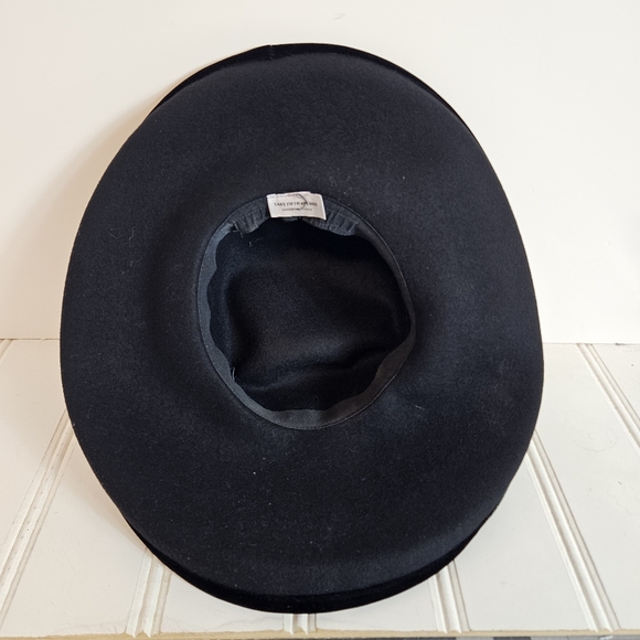 Vintage Saks Fifth Avenue Black Wool Hat Women’s Italy Velvet Band Trim main image 14
